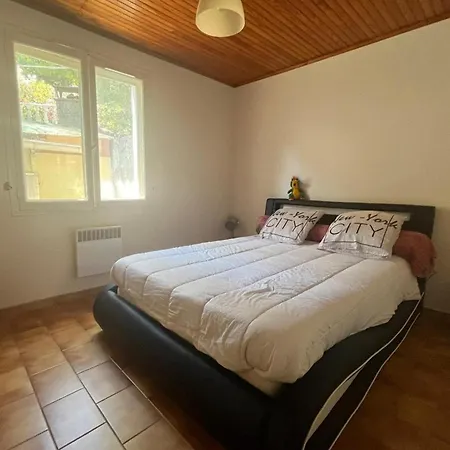 Charming House With Garden In * 루케이트